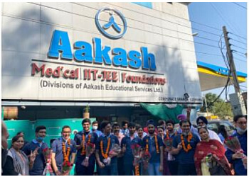 Aakash Institute Medical IIT-JEE Foundation