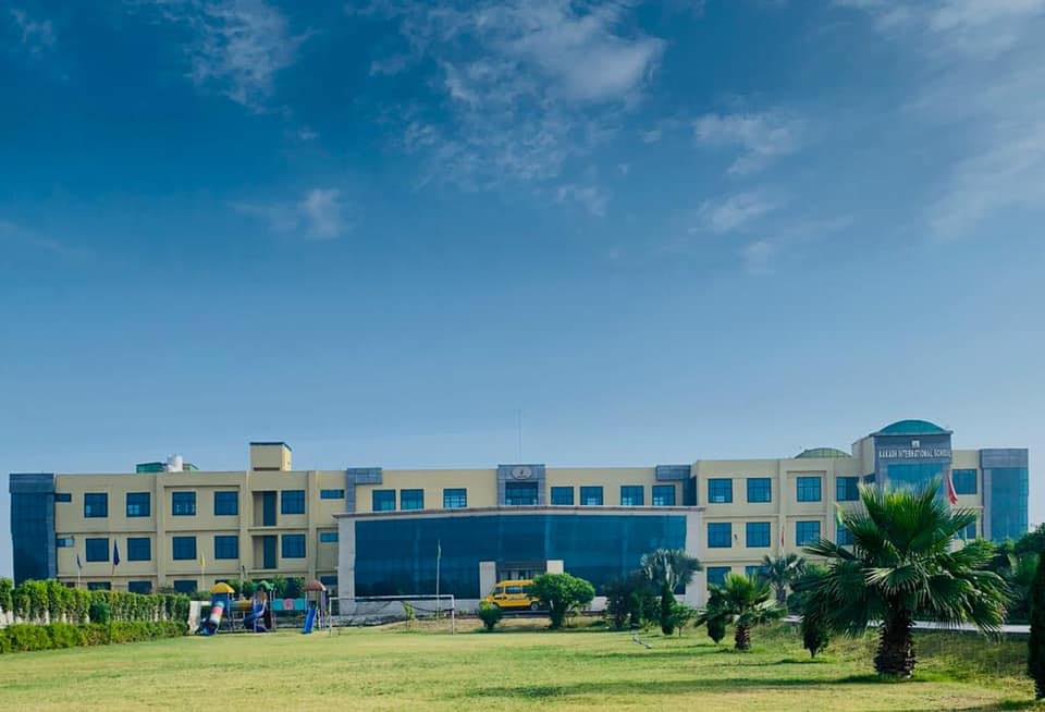Aakash International School