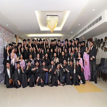 Amil\'s Academy
