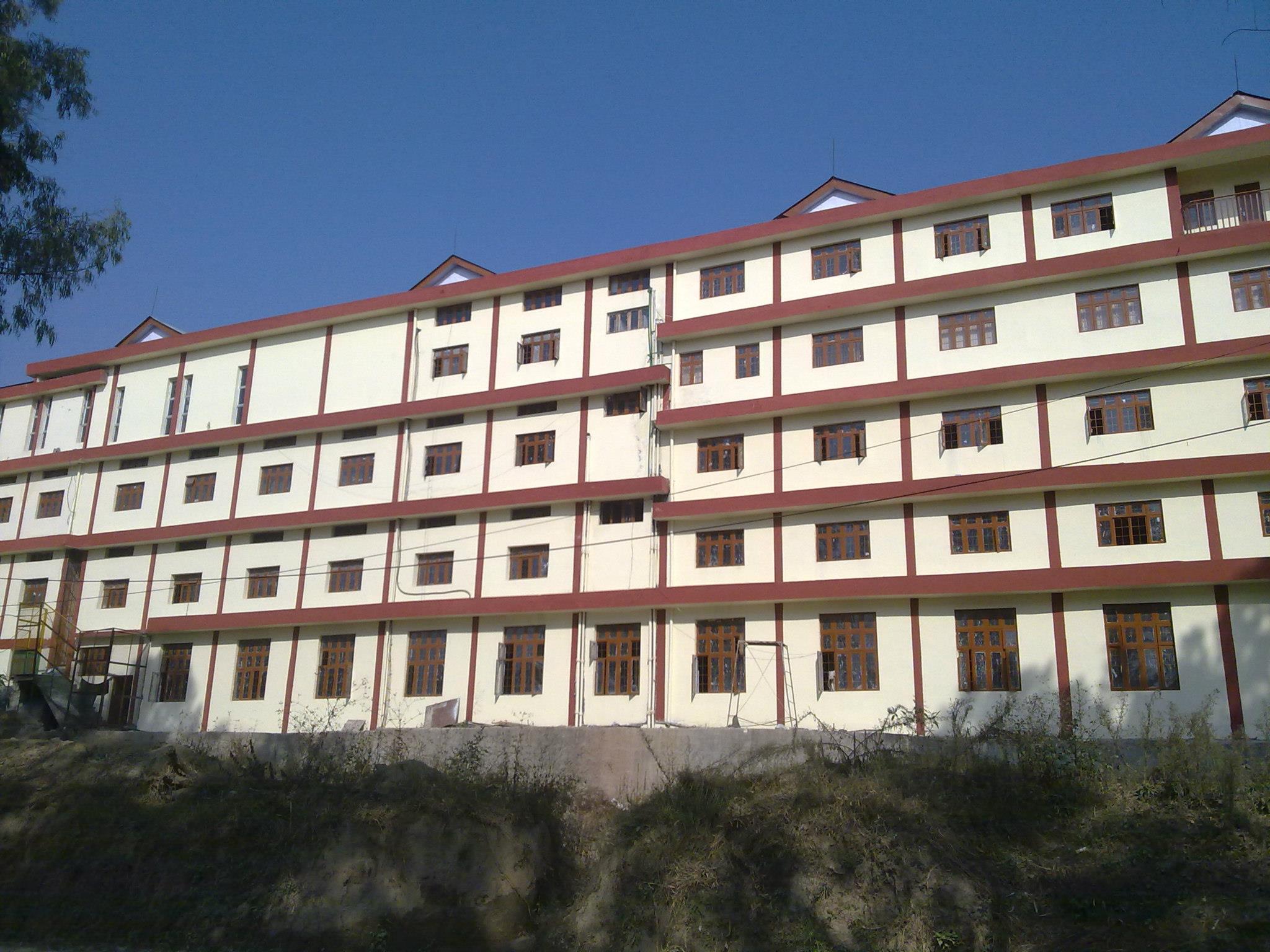 D A V Public School