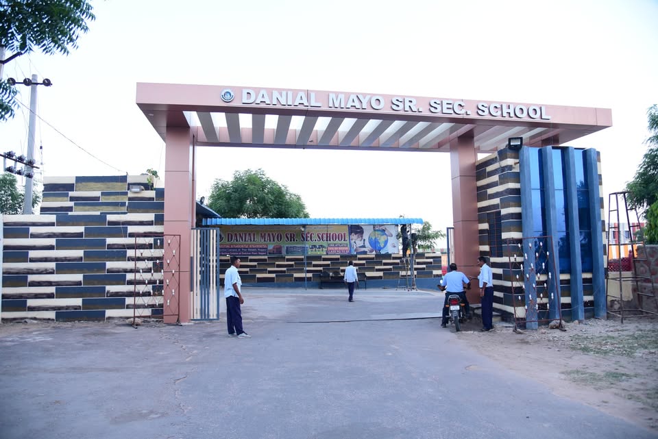 Danial Mayo Secondary School