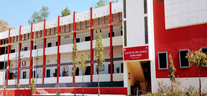 Dav Hzl Sr. Secondary School