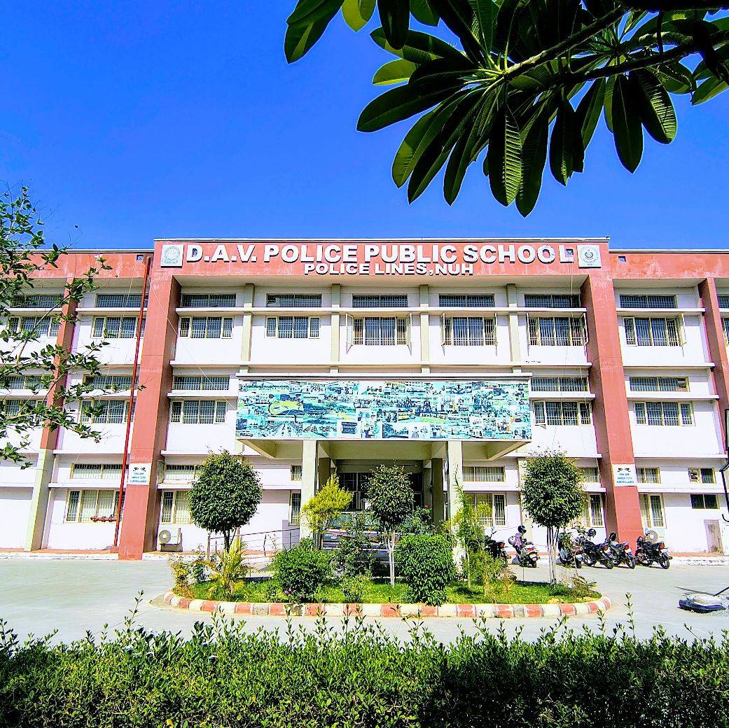 Dav Police Public School
