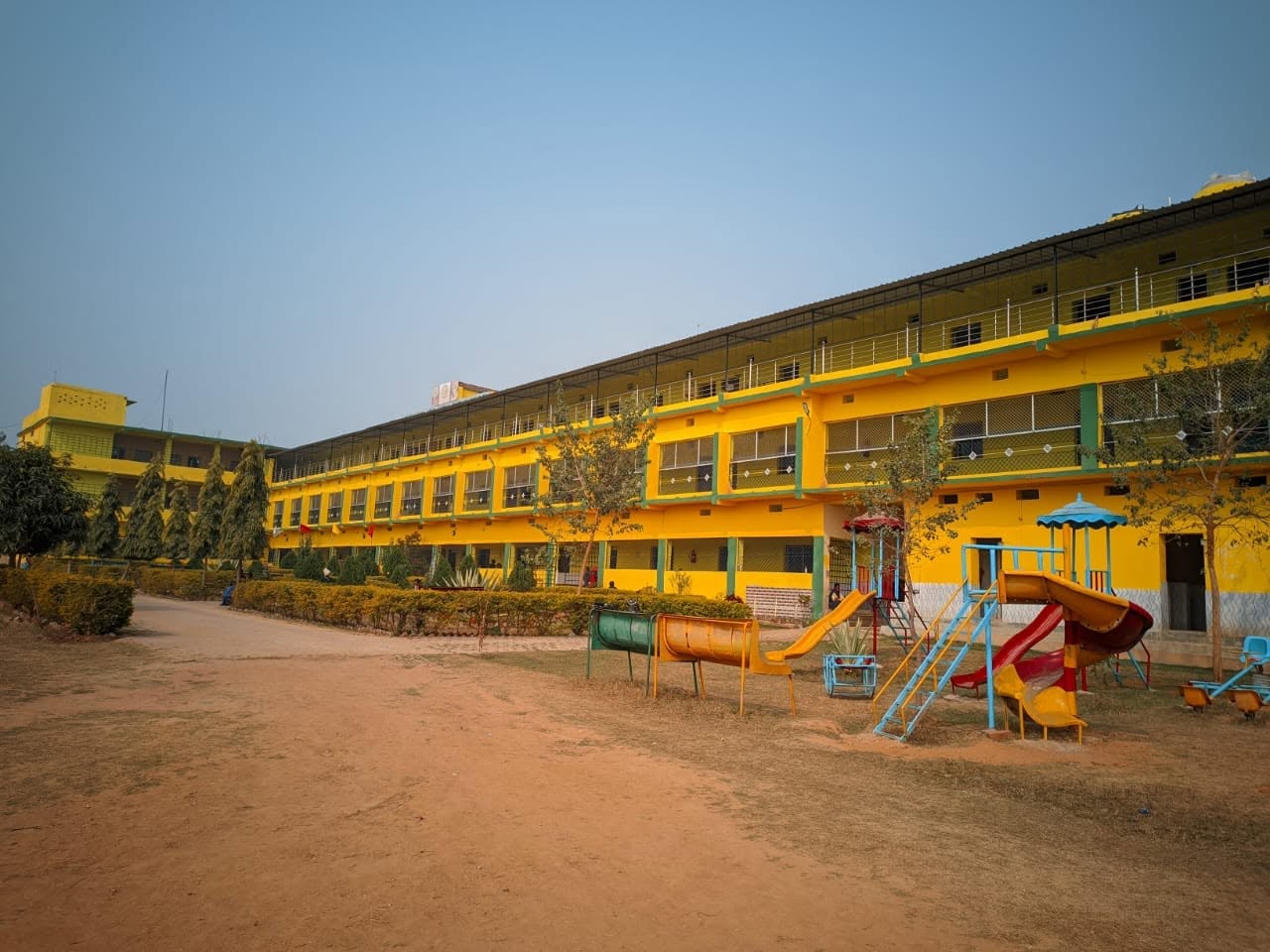 Dayanand Arya Vidya Public School