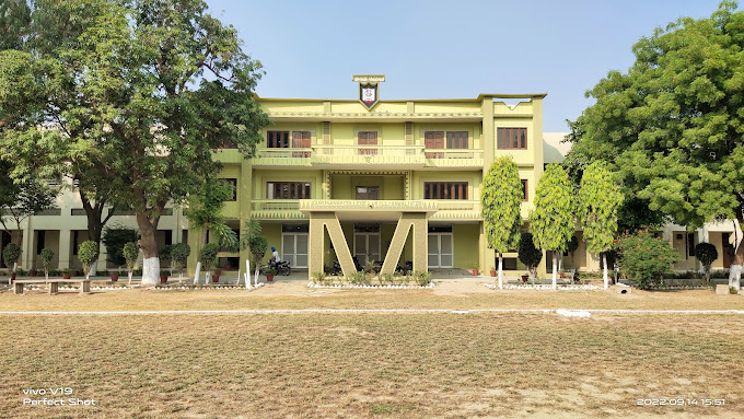 Guru Nanak College