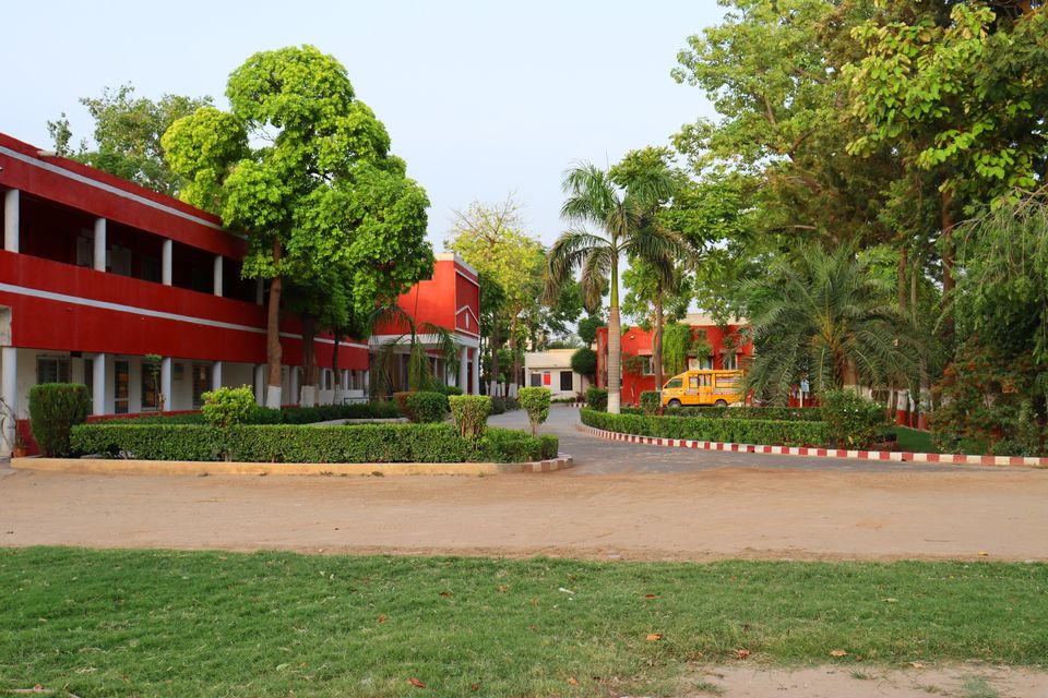 Guru Nanak Convent School
