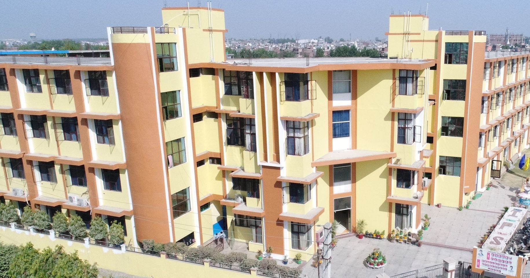 International Public Sr. Sec. School