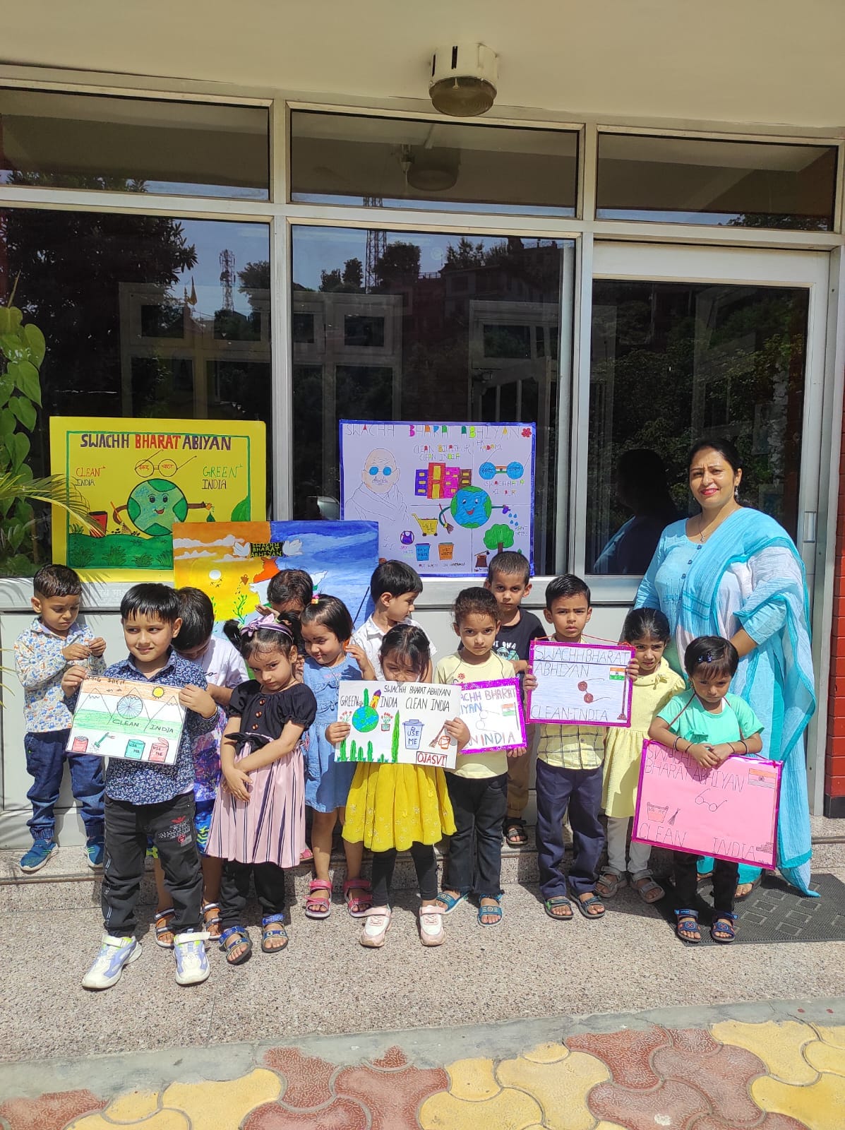Kinder Nest Play school