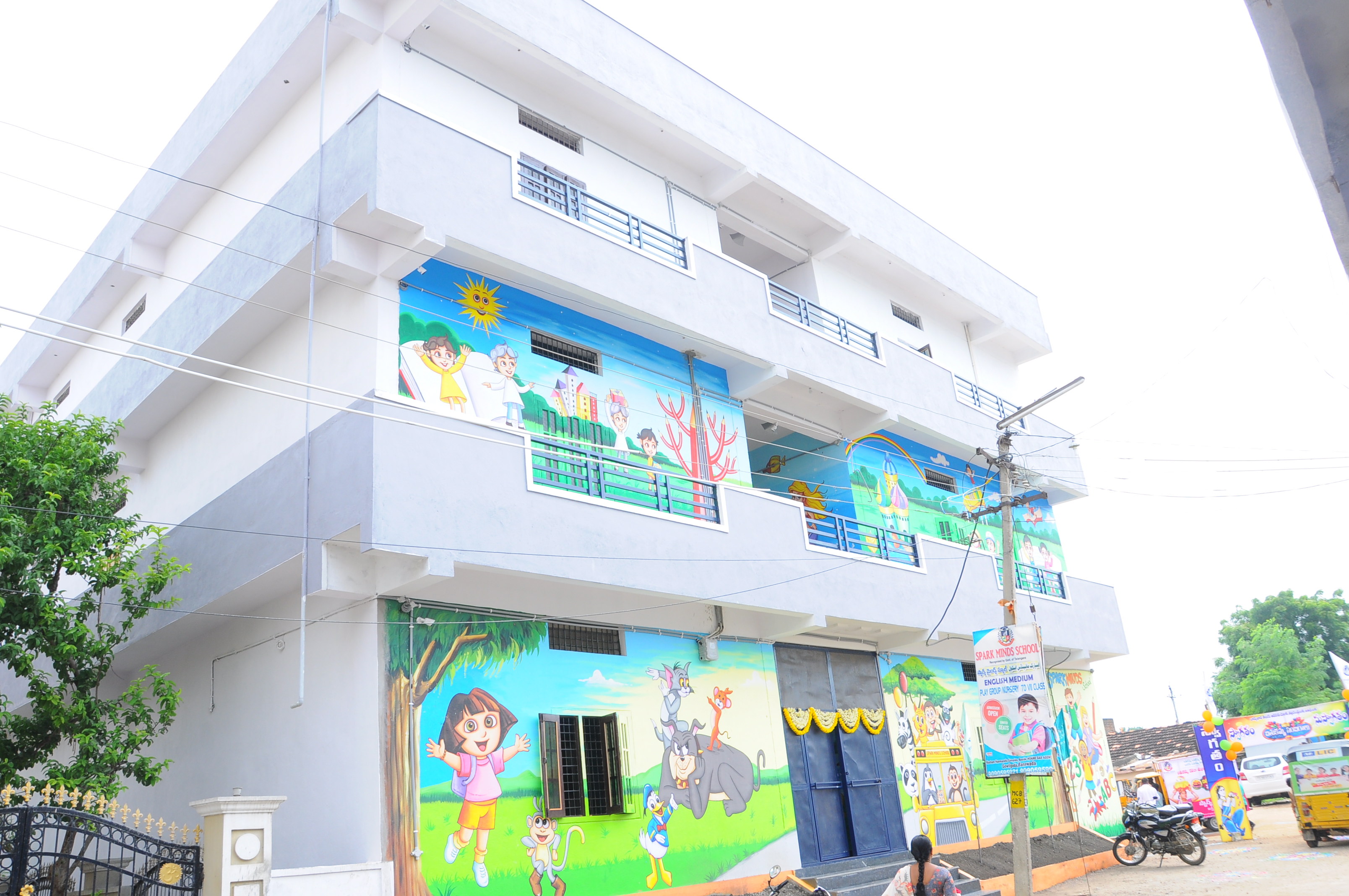 SPARK MINDS SCHOOL