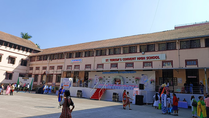 St.Teresa\'s Convent High School