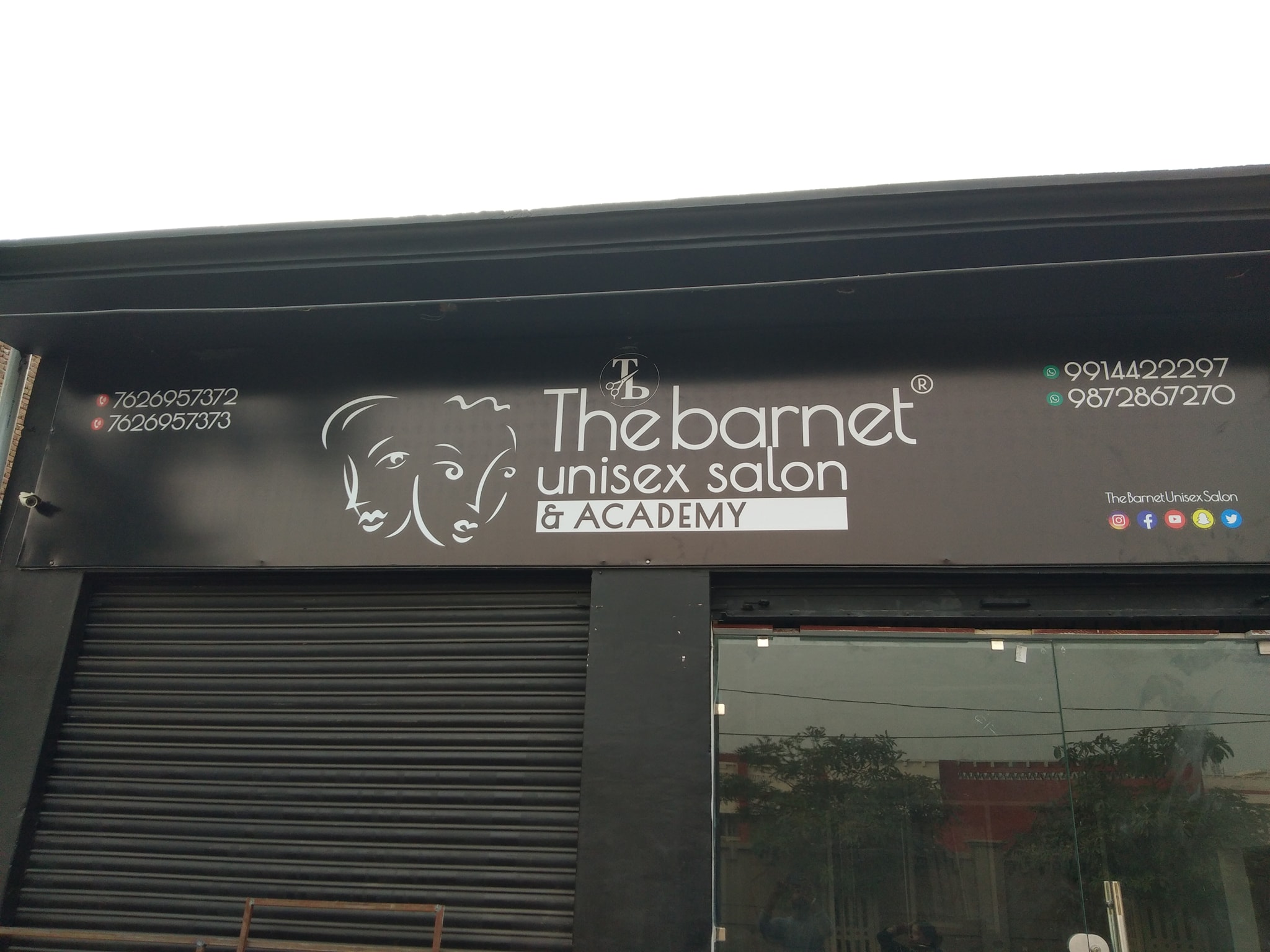 The Barnet Unisex Salon and Academy