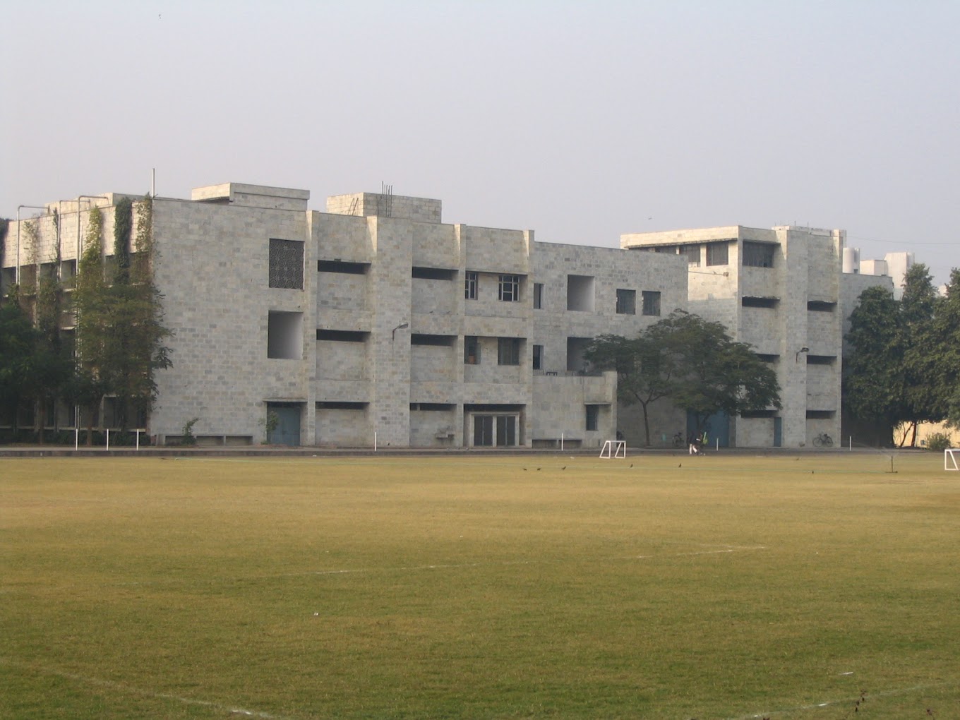 The Mother\'s International School
