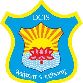 Divine Child International School logo